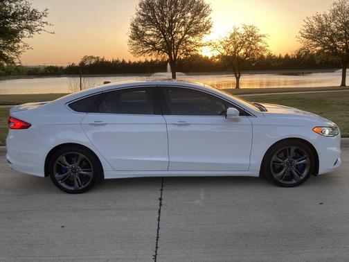 Photo 3 of 30 of 2017 Ford Fusion Sport